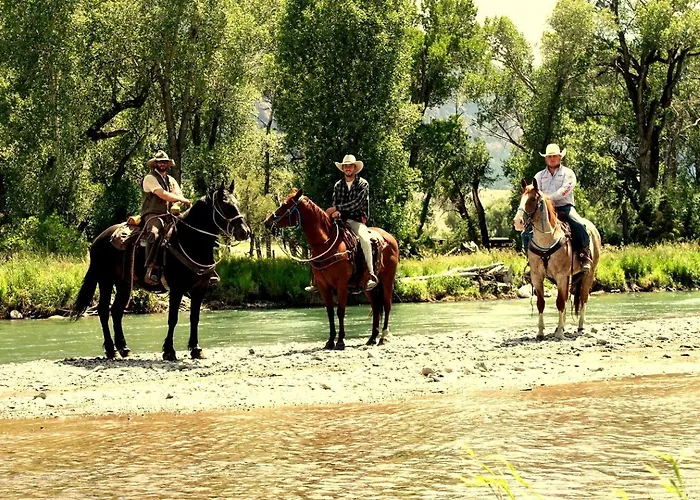 Family On Beautiful Ranch Near Yellowstone National Park, Wyoming Holiday home *